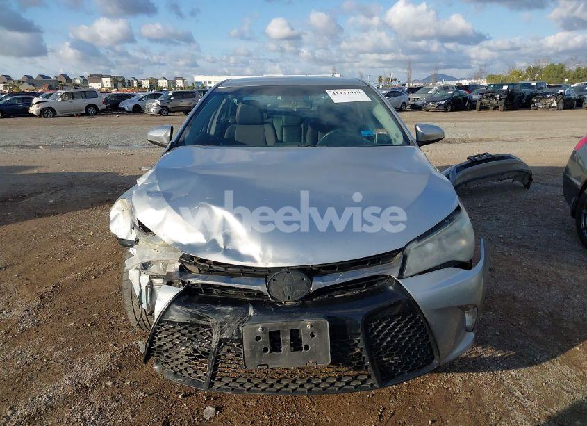 Photo 13 of 2016 Toyota Camry SE (VIN 4T1BF1FK5GU184064)