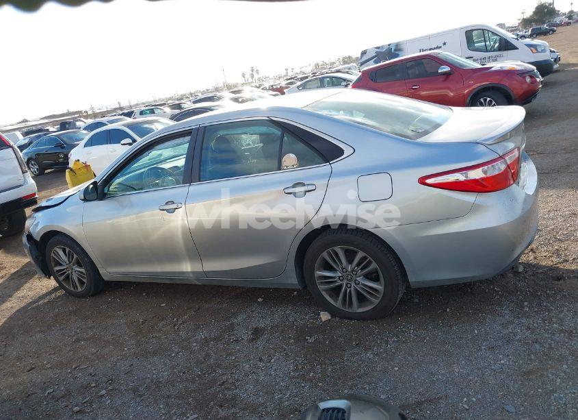 Photo 15 of 2016 Toyota Camry SE (VIN 4T1BF1FK5GU184064)