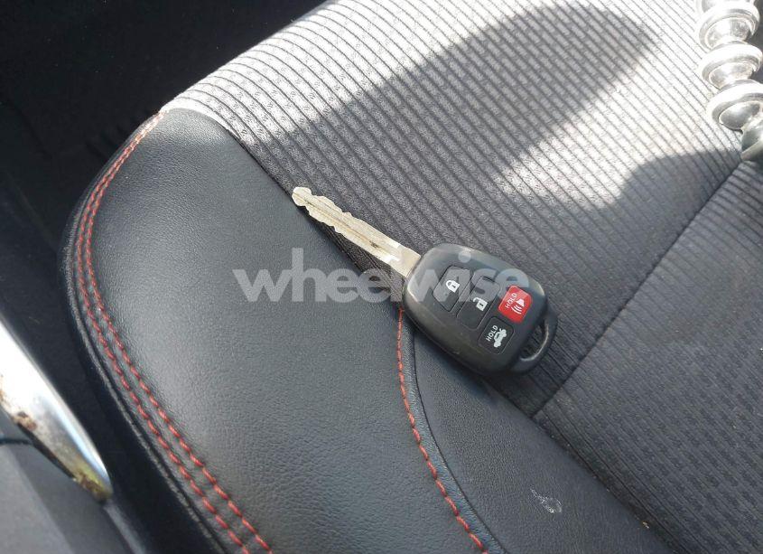 Photo 11 of 2016 Toyota Camry SE (VIN 4T1BF1FK5GU189216)