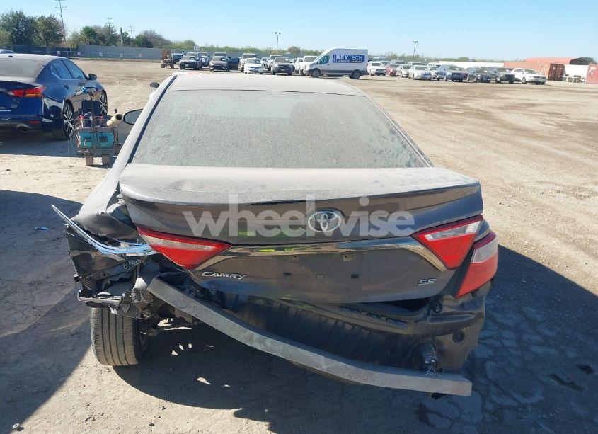 Photo 17 of 2016 Toyota Camry SE (VIN 4T1BF1FK5GU189216)