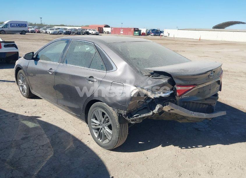 Photo 3 of 2016 Toyota Camry SE (VIN 4T1BF1FK5GU189216)