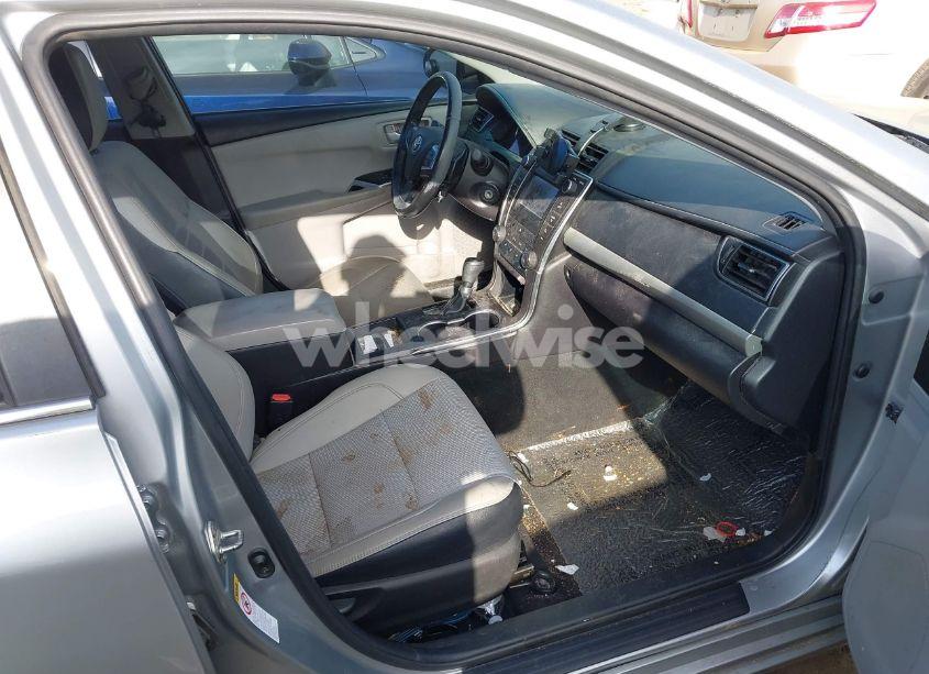 Photo 5 of 2016 Toyota Camry SE (VIN 4T1BF1FK5GU195372)