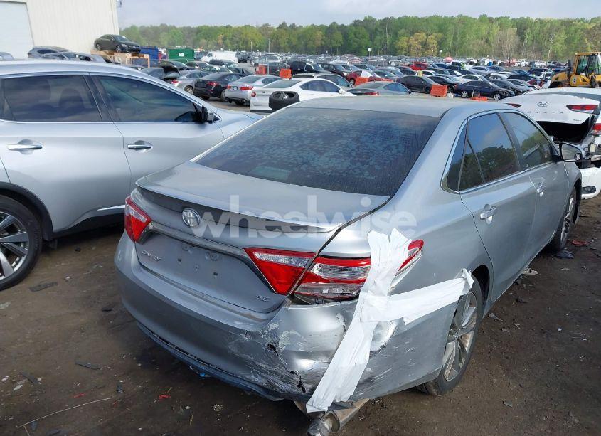 Photo 6 of 2016 Toyota Camry SE (VIN 4T1BF1FK5GU195372)