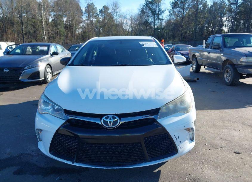 Photo 13 of 2016 Toyota Camry SE (VIN 4T1BF1FK5GU231139)