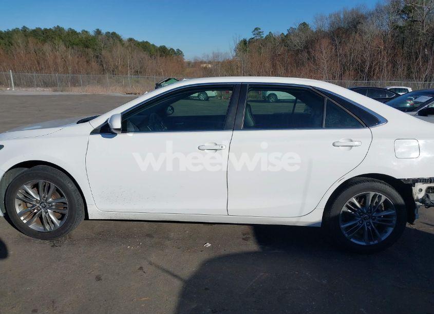 Photo 15 of 2016 Toyota Camry SE (VIN 4T1BF1FK5GU231139)