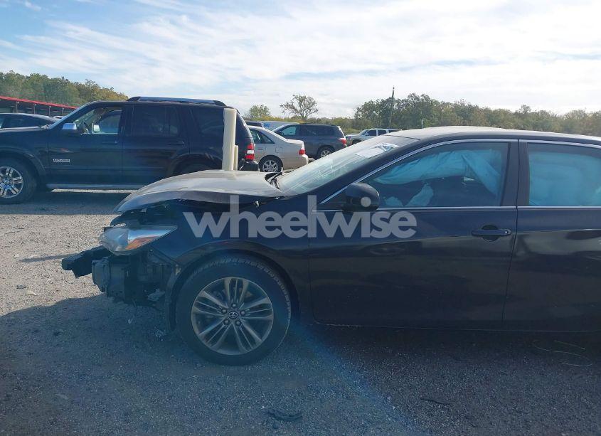 Photo 15 of 2016 Toyota Camry SE (VIN 4T1BF1FK5GU239872)