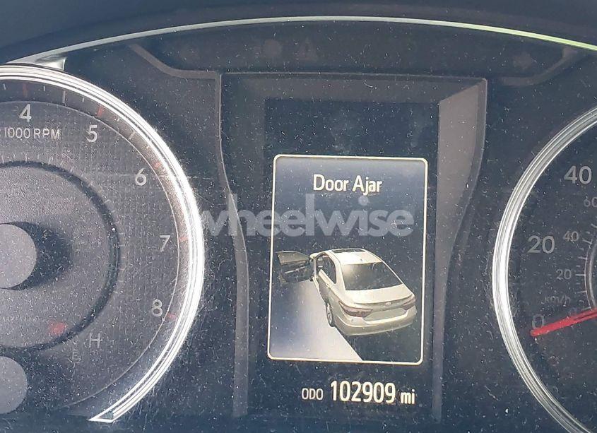 Photo 16 of 2016 Toyota Camry SE (VIN 4T1BF1FK5GU239872)