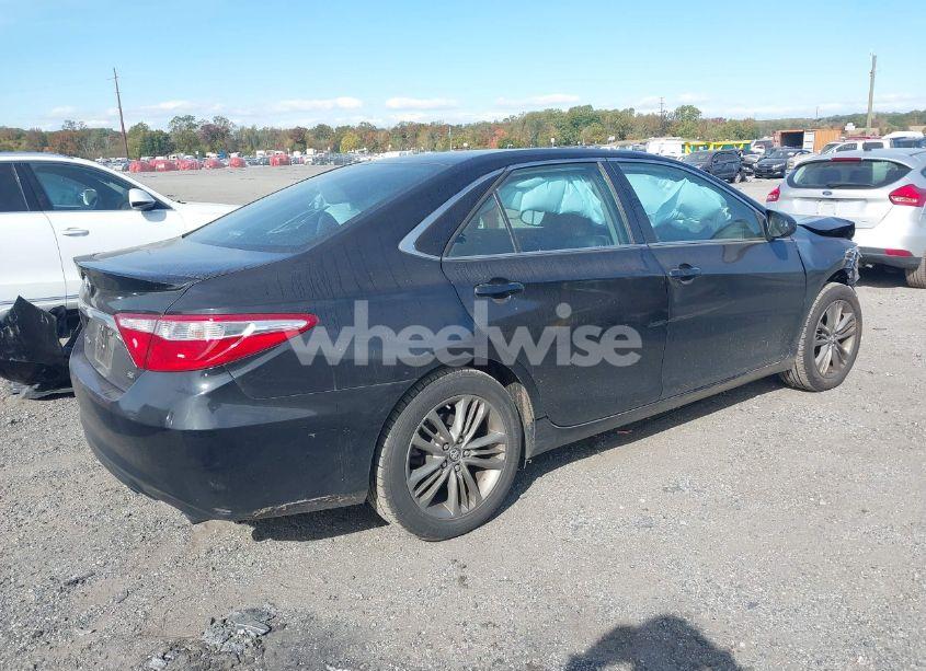 Photo 4 of 2016 Toyota Camry SE (VIN 4T1BF1FK5GU239872)