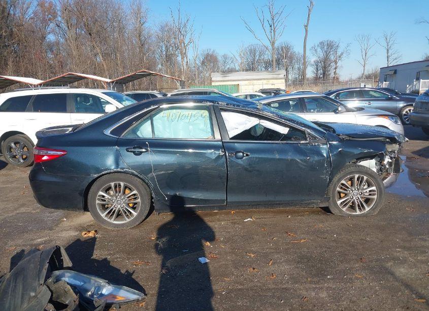 Photo 13 of 2016 Toyota Camry SE (VIN 4T1BF1FK5GU263184)