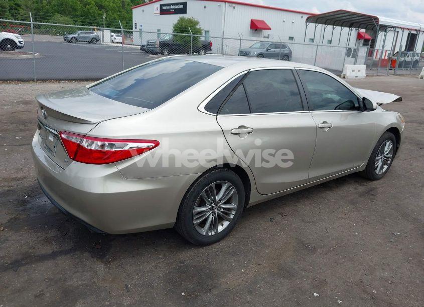 Photo 4 of 2016 Toyota Camry SE (VIN 4T1BF1FK5GU267056)