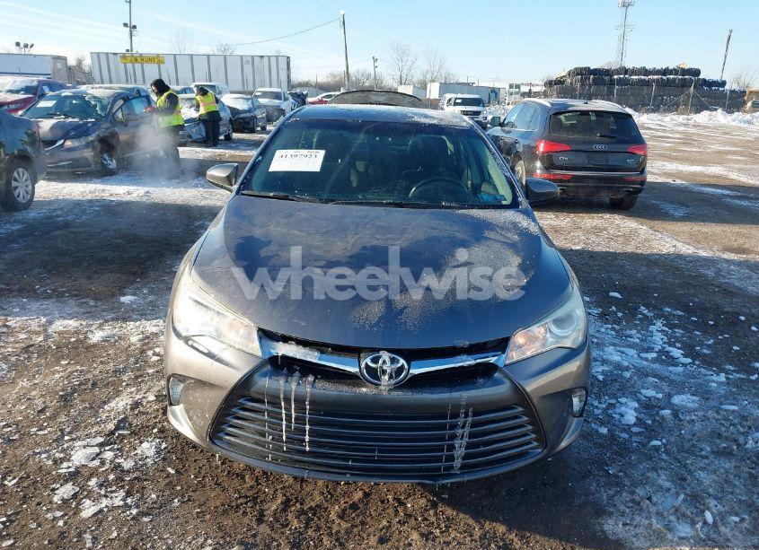 Photo 12 of 2016 Toyota Camry LE (VIN 4T1BF1FK5GU526094)
