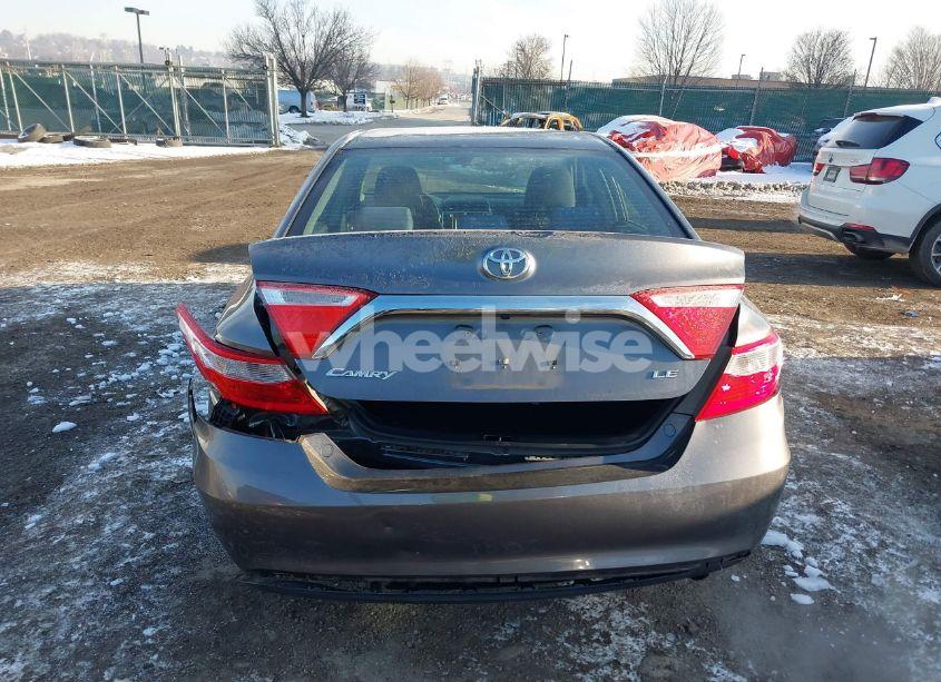 Photo 16 of 2016 Toyota Camry LE (VIN 4T1BF1FK5GU526094)