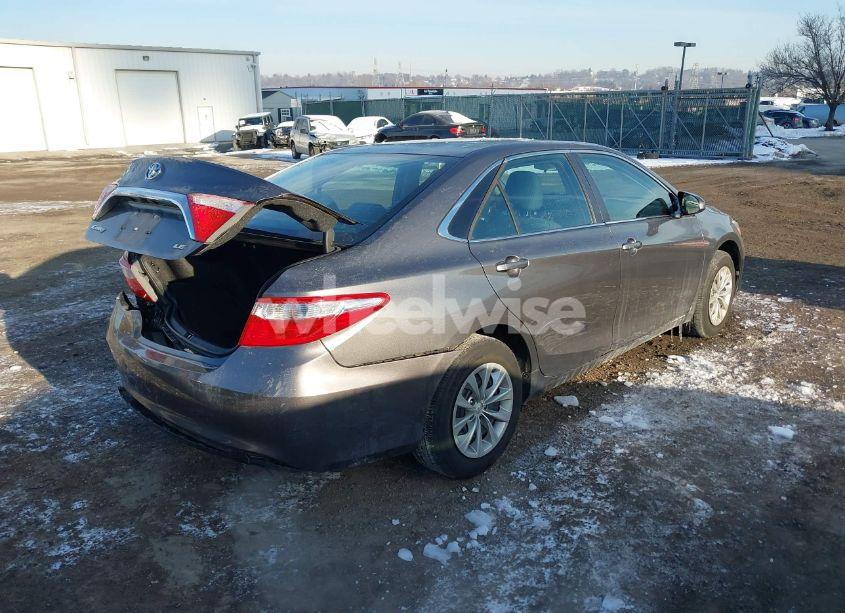 Photo 4 of 2016 Toyota Camry LE (VIN 4T1BF1FK5GU526094)