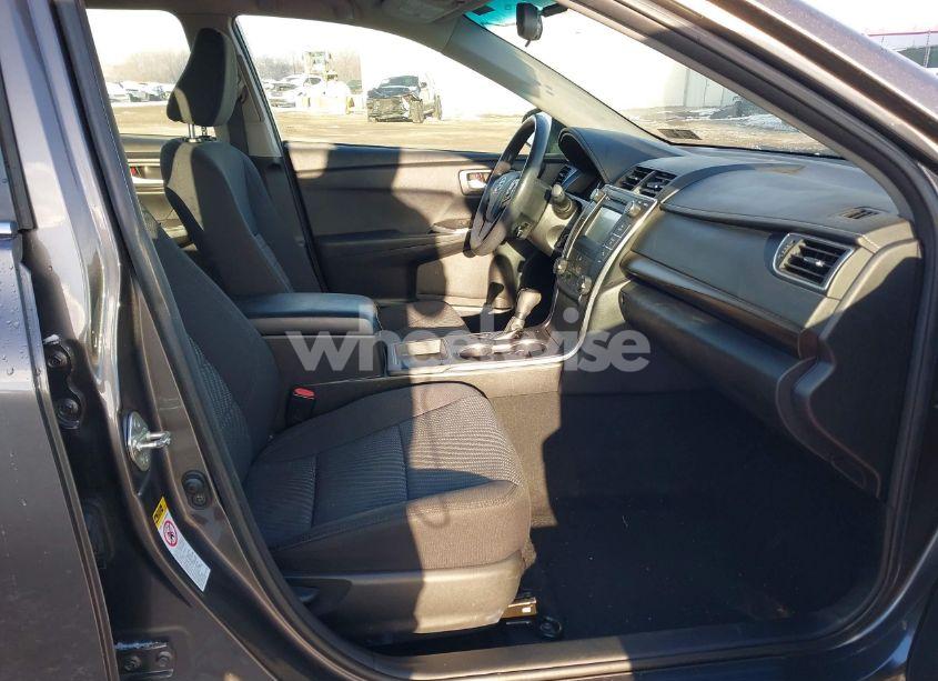 Photo 5 of 2016 Toyota Camry LE (VIN 4T1BF1FK5GU526094)