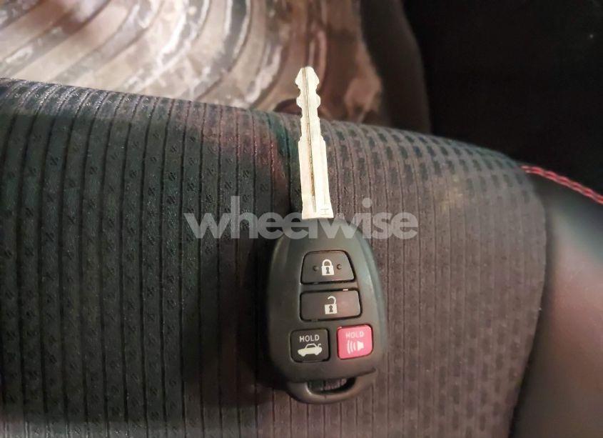 Photo 11 of 2016 Toyota Camry SE (VIN 4T1BF1FK5GU527312)