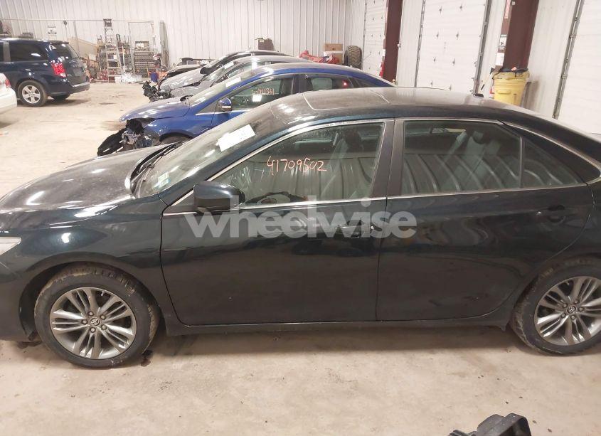 Photo 14 of 2016 Toyota Camry SE (VIN 4T1BF1FK5GU527312)