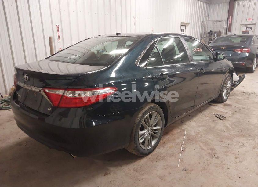 Photo 4 of 2016 Toyota Camry SE (VIN 4T1BF1FK5GU527312)