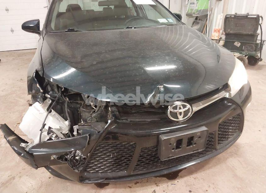 Photo 6 of 2016 Toyota Camry SE (VIN 4T1BF1FK5GU527312)