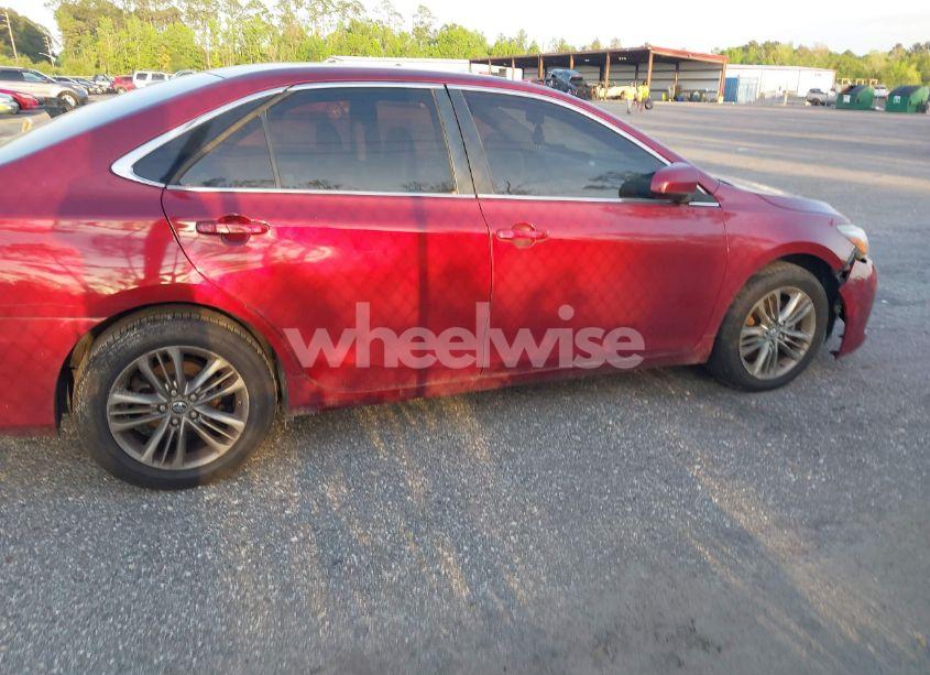 Photo 13 of 2016 Toyota Camry SE (VIN 4T1BF1FK5GU549486)