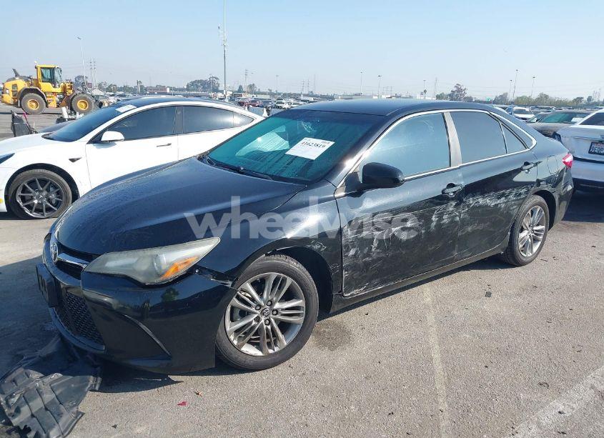 Photo 6 of 2016 Toyota Camry SE (VIN 4T1BF1FK5GU550542)