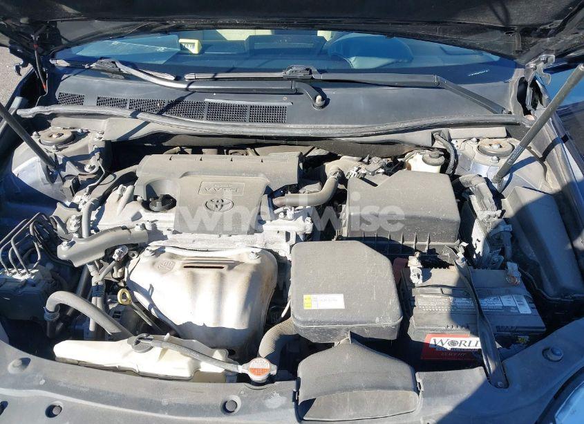 Photo 10 of 2016 Toyota Camry LE (VIN 4T1BF1FK5GU558317)