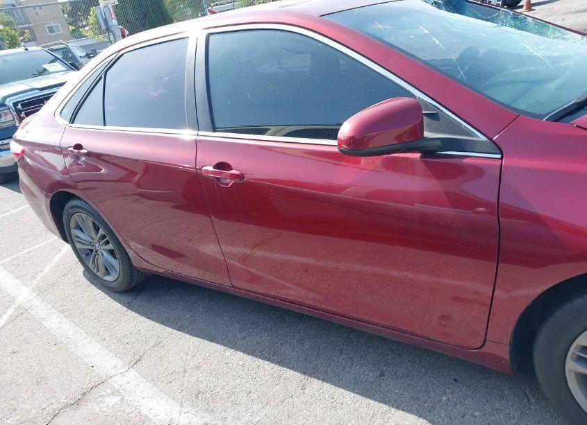 Photo 13 of 2016 Toyota Camry SE (VIN 4T1BF1FK5GU563601)