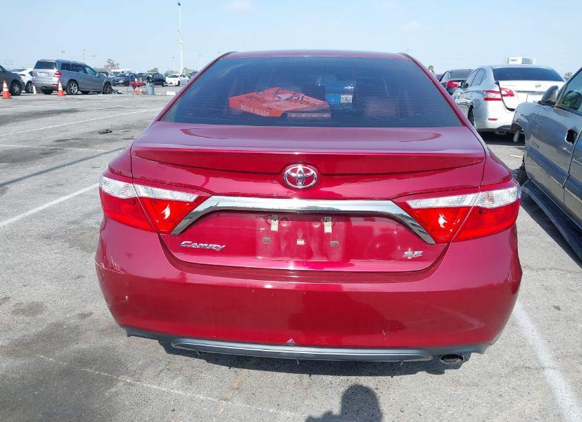 Photo 16 of 2016 Toyota Camry SE (VIN 4T1BF1FK5GU563601)
