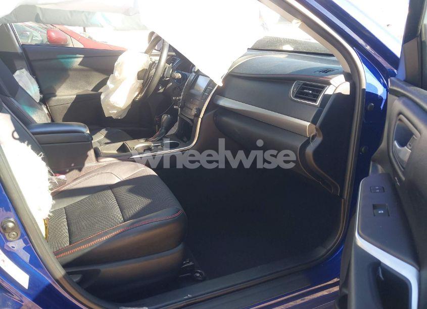 Photo 5 of 2016 Toyota Camry SE (VIN 4T1BF1FK5GU564117)