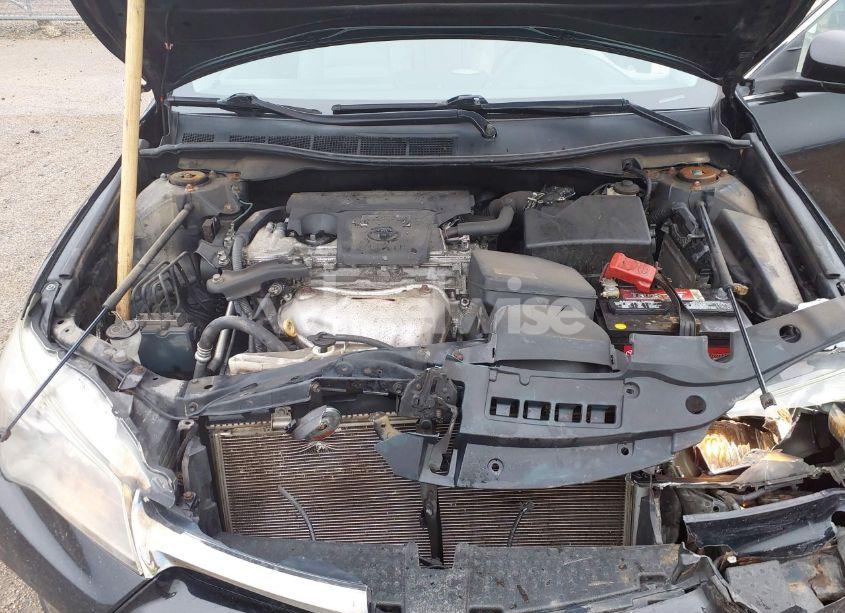 Photo 10 of 2016 Toyota Camry SE (VIN 4T1BF1FK5GU570564)