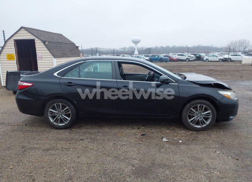 Photo 14 of 2016 Toyota Camry SE (VIN 4T1BF1FK5GU570564)