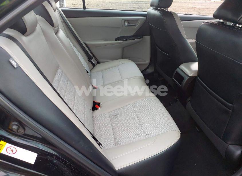 Photo 8 of 2016 Toyota Camry SE (VIN 4T1BF1FK5GU570564)