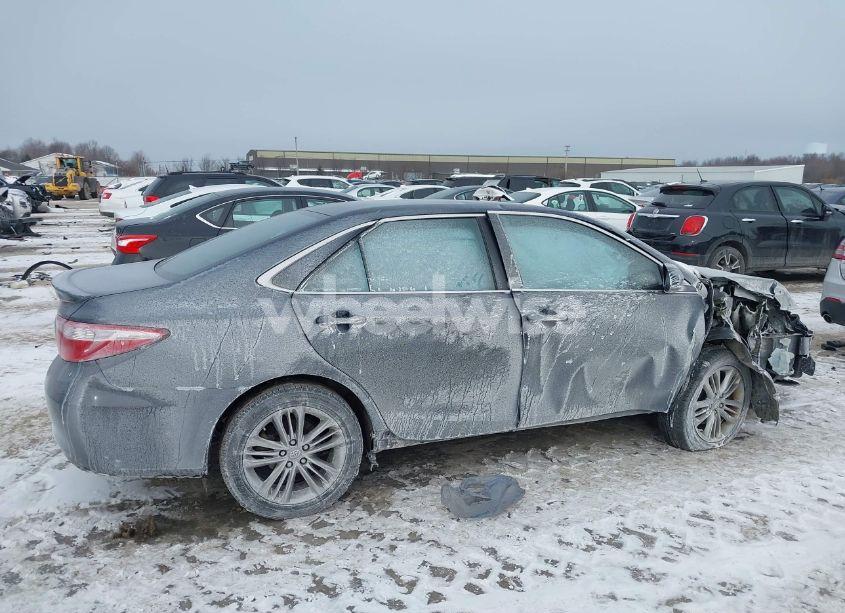 Photo 12 of 2016 Toyota Camry SE (VIN 4T1BF1FK5GU577269)