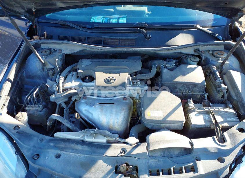 Photo 10 of 2016 Toyota Camry LE (VIN 4T1BF1FK5GU585744)