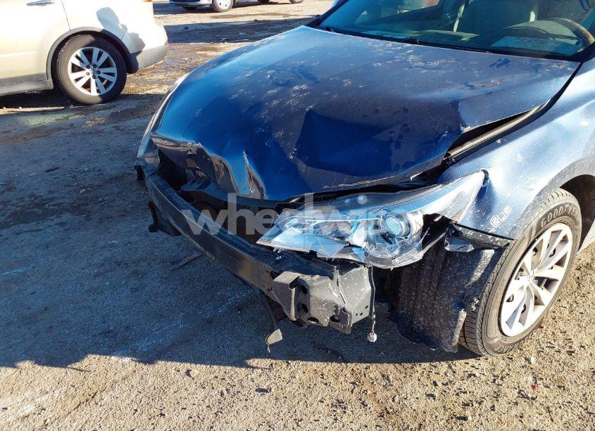 Photo 6 of 2016 Toyota Camry LE (VIN 4T1BF1FK5GU585744)