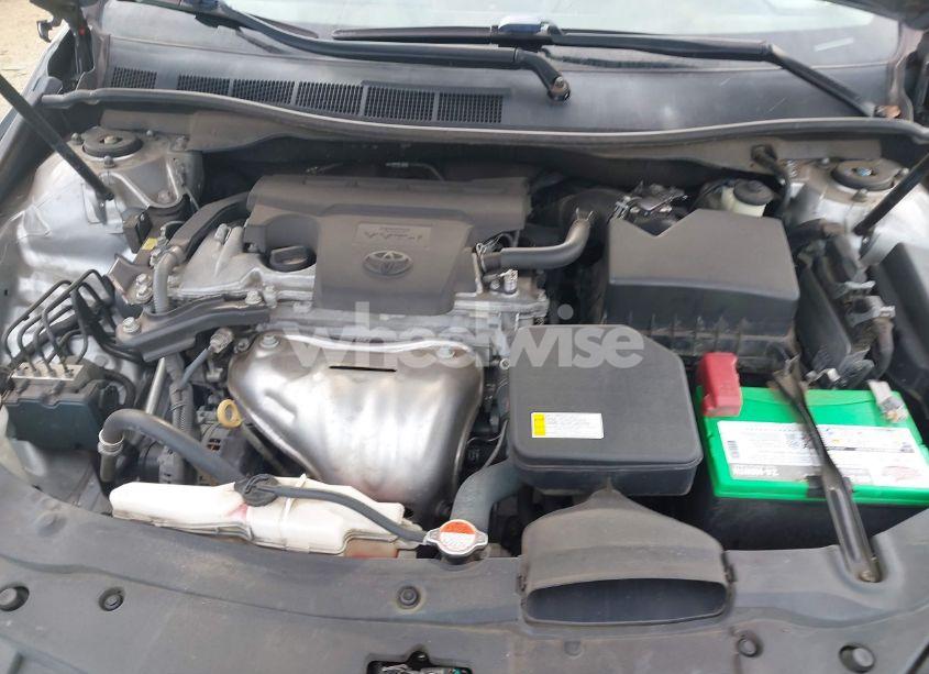 Photo 10 of 2016 Toyota Camry SE (VIN 4T1BF1FK5GU595044)