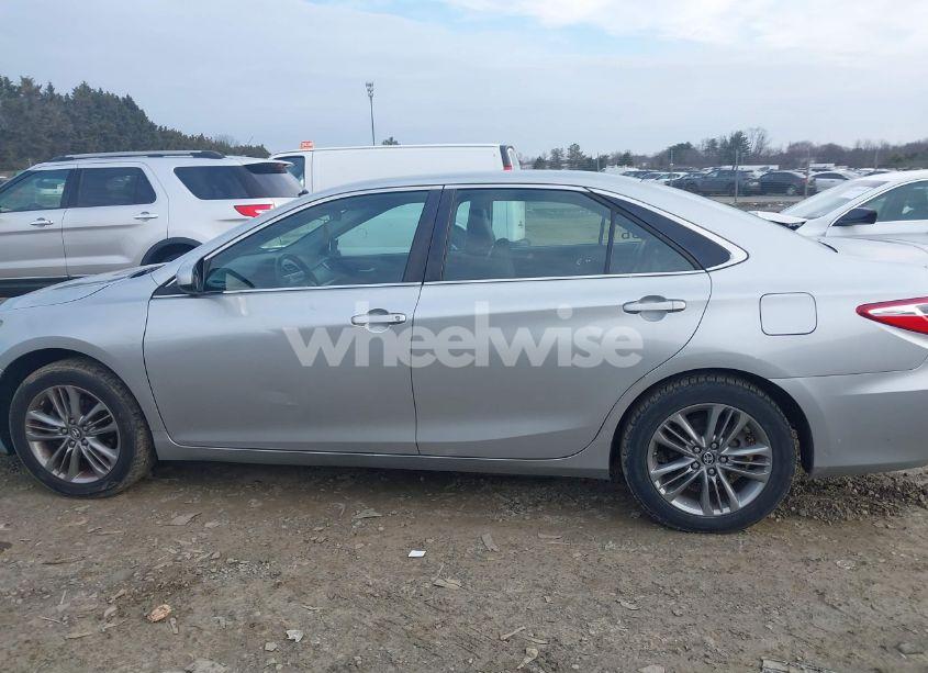 Photo 14 of 2016 Toyota Camry SE (VIN 4T1BF1FK5GU595044)