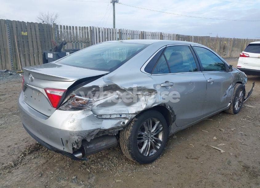 Photo 4 of 2016 Toyota Camry SE (VIN 4T1BF1FK5GU595044)