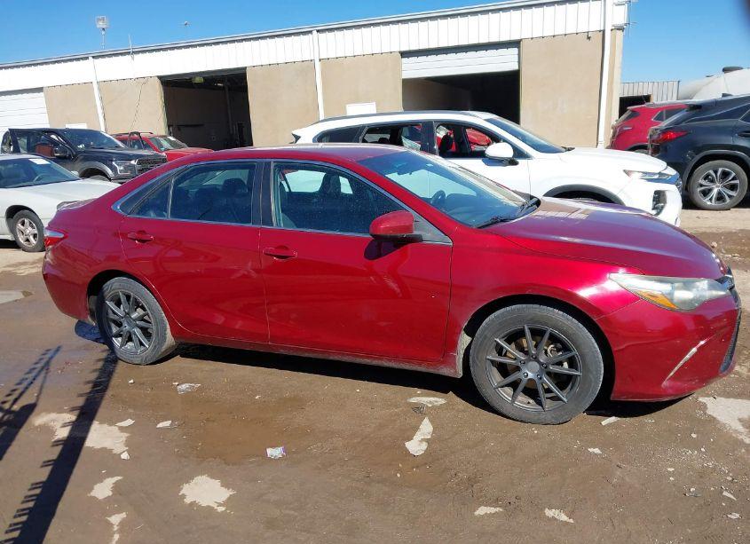 Photo 13 of 2016 Toyota Camry SE (VIN 4T1BF1FK5GU597814)