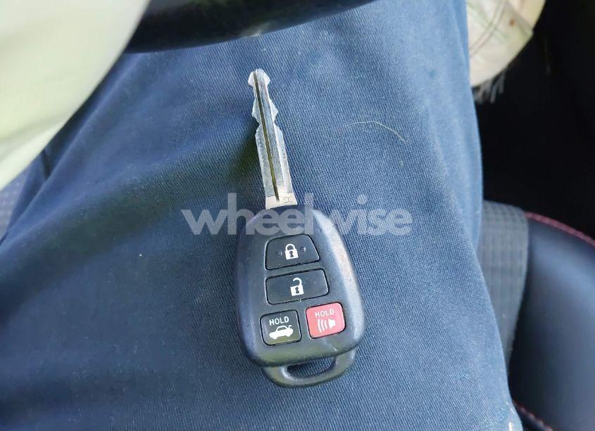 Photo 11 of 2016 Toyota Camry SE (VIN 4T1BF1FK5GU599496)