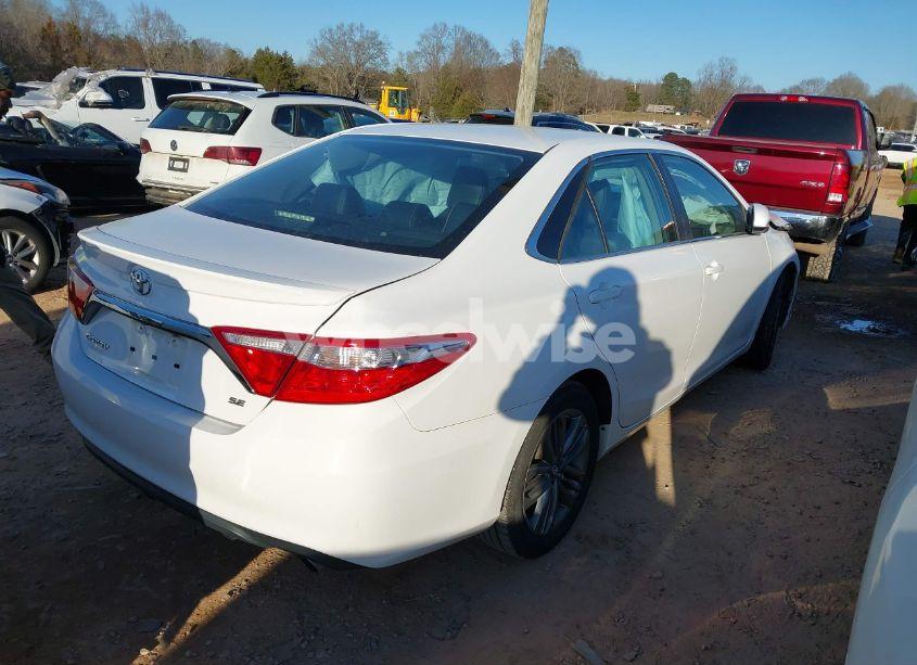 Photo 4 of 2016 Toyota Camry SE (VIN 4T1BF1FK5GU599496)