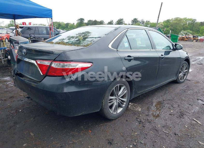 Photo 4 of 2016 Toyota Camry SE (VIN 4T1BF1FK5GU615048)