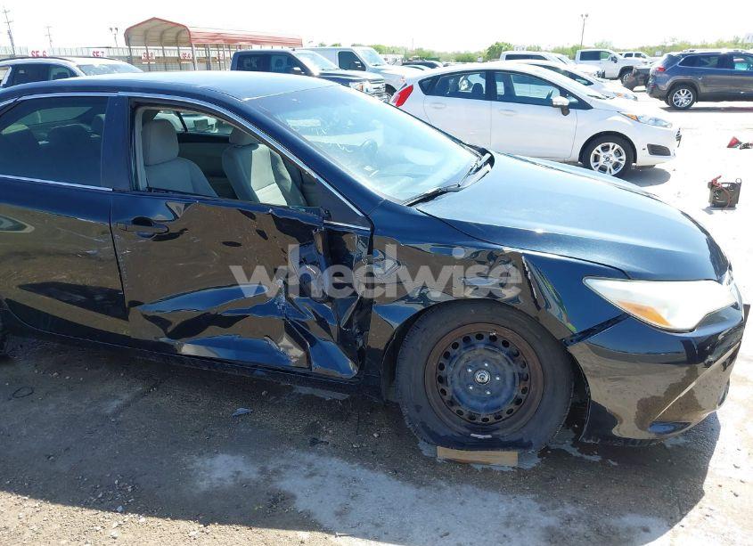 Photo 6 of 2017 Toyota Camry LE (VIN 4T1BF1FK5HU279354)