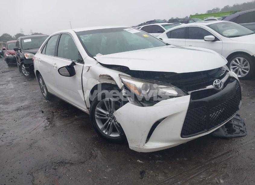 2017 Toyota Camry SE (VIN 4T1BF1FK5HU282206) main photo
