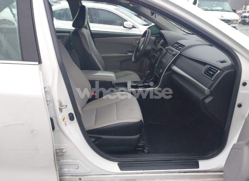 Photo 5 of 2017 Toyota Camry SE (VIN 4T1BF1FK5HU282206)