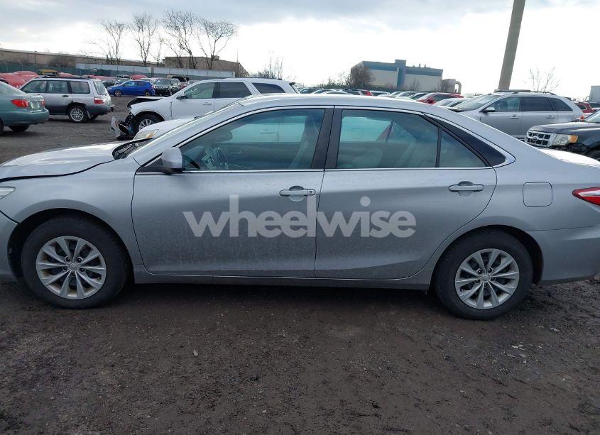 Photo 14 of 2017 Toyota Camry LE (VIN 4T1BF1FK5HU307587)