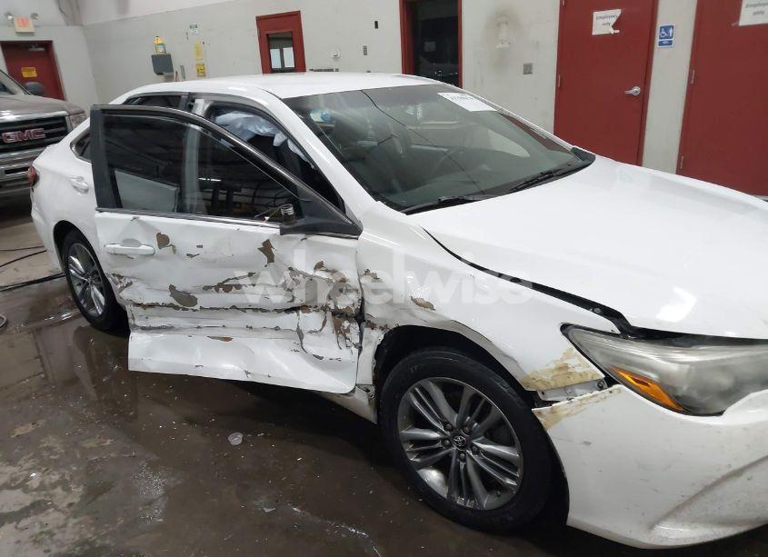 Photo 12 of 2017 Toyota Camry LE/XLE/SE/XSE (VIN 4T1BF1FK5HU319559)