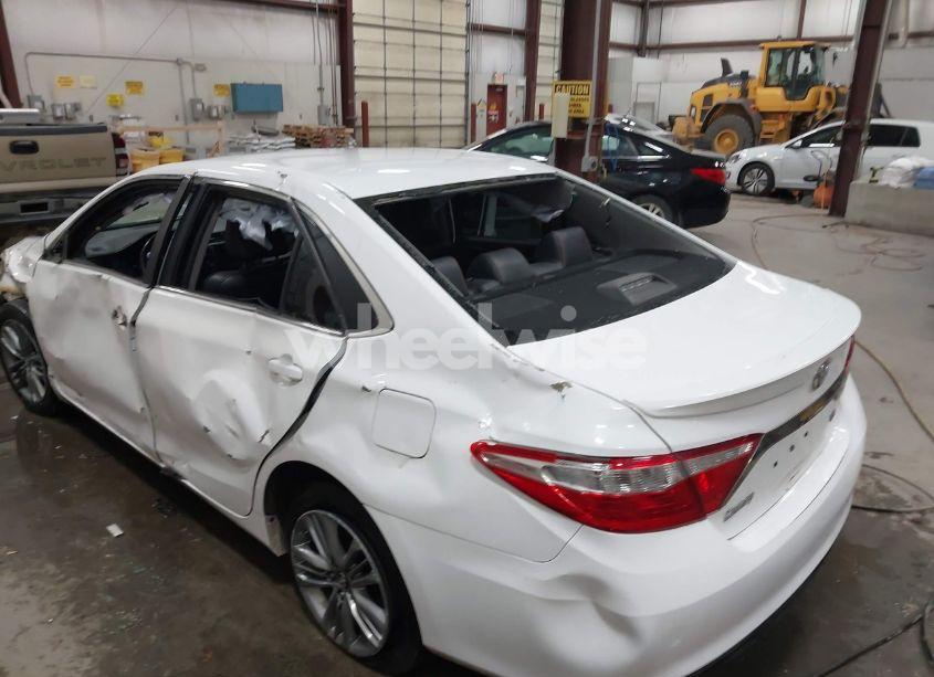 Photo 13 of 2017 Toyota Camry LE/XLE/SE/XSE (VIN 4T1BF1FK5HU319559)