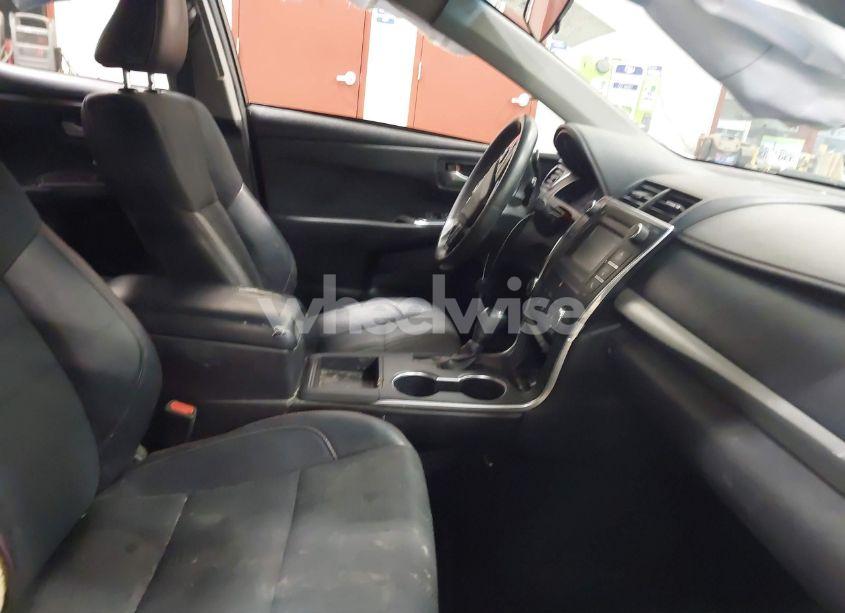 Photo 5 of 2017 Toyota Camry LE/XLE/SE/XSE (VIN 4T1BF1FK5HU319559)