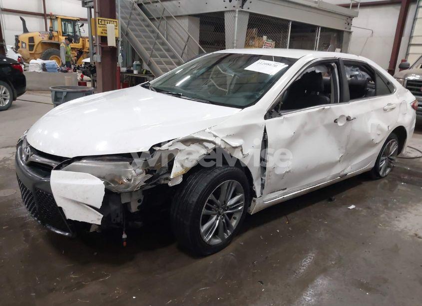 Photo 6 of 2017 Toyota Camry LE/XLE/SE/XSE (VIN 4T1BF1FK5HU319559)