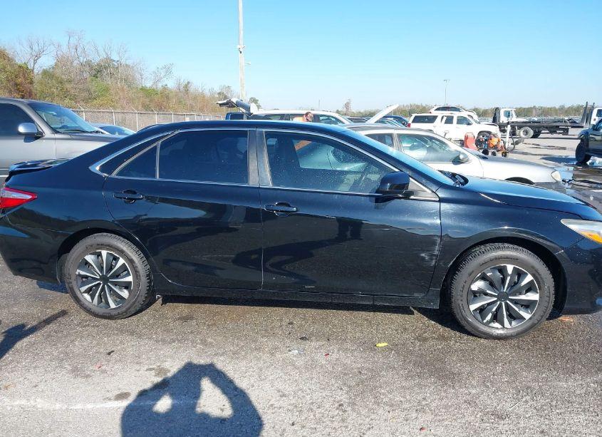 Photo 13 of 2017 Toyota Camry SE (VIN 4T1BF1FK5HU331386)